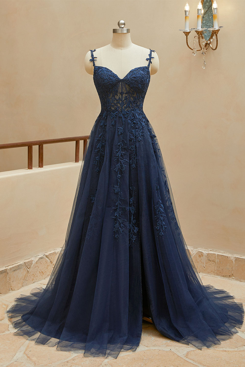 Luolandi A Line Spaghetti Straps Tulle Appliques Sleeveless Long Prom Dresses Beautiful